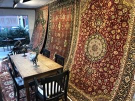 HAND KNOTTED RUGS