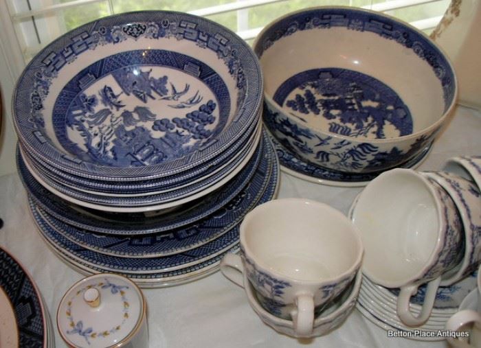 Willow Pattern Transferware dishes