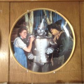 Collectible “Wizard of Oz” Plates