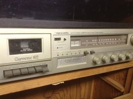 Realistic 8 Track AM/FM Record Player