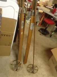 Vintage Skis 