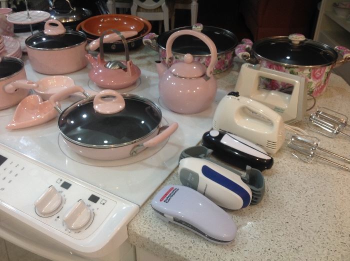 Cookware and kitchen items