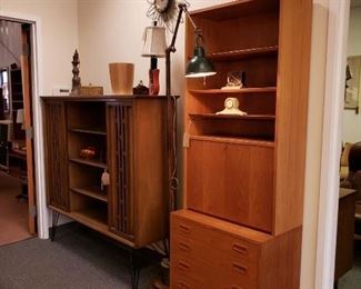 White Mfg Co. Display Cabinet, Hundevad & Co. Danish 2 PC Desk/Bookshelf Cabinet