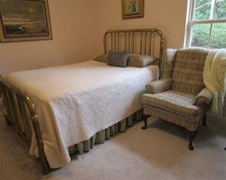 Brass bed & mattress set
