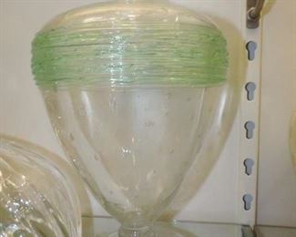 Steuben bubble and green threaded vase 