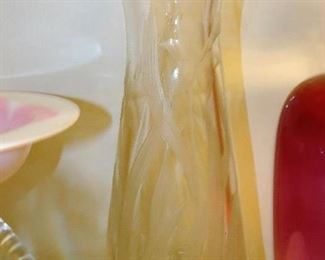 FINE Libbey ENGRAVED FLORAL VASE !