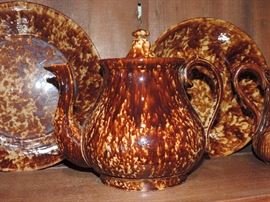 SCARCE teapot in Rockingham brown 