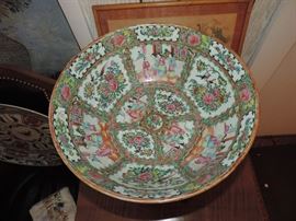 detail of Rose Medallion bowl 