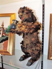 detail of bear automaton !