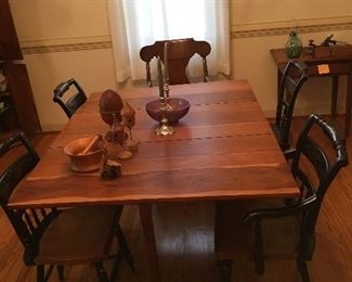 ARTISAN MADE CHERRY DROP-LEAF TABLE AND HITCHCOCK CHAIRS