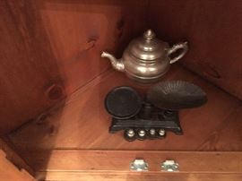 PEWTER TEAPOT AND REPRODUCTION CAST IRON SCALE