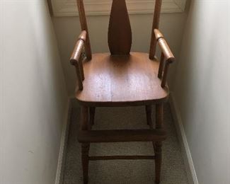 VICTORIAN HIGH CHAIR
