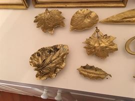 VIRGINIA METALCRAFTERS BRASS LEAF ACCESSORIES