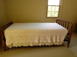 JENNY LINDE TWIN BED