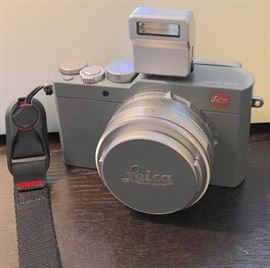 Leica D-LUX camera