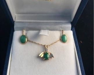 051p14K Gold Diamond Jadeite Jewelry Set