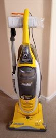 Eureka vacuum for sale. Like new.