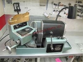 54 - Kwik-Way model SVS Series II Valve Facer w/ Valve