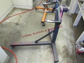 59 - Adj Engine Stand on 3 wheels (Dark Blue)