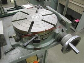 67 - HDT Portable 12" Turntable