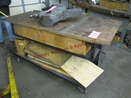 23 - Metal cart on wheels WITH contents: lumber
66.5x29.5x31.5