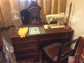 Sewing machine. Antique clocks