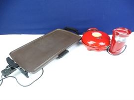 Colored Working Kitchen Appliance Bundle (3)