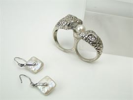 Vintage Sterling Silver Ring & Earrings (2)