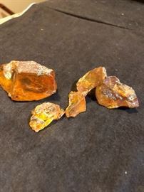 raw amber