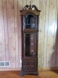 Cabinet of a Grandfather Clock https://ctbids.com/#!/description/share/103815