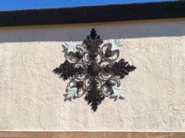 4’ x 4’ outdoor wall art