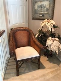 ACCENT CHAIR WITH LEAF CARVED ARMS