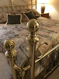  LOVELY GENUINE BRASS DOUBLE POST BED. 