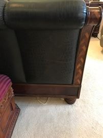 BOB MACKIE LEATHER HEAD / FOOT BOARD KING BED WITH BEAUTIFUL WOOD INLAY DETAIL