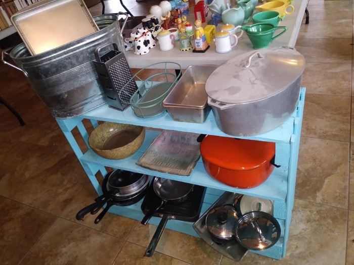 Kitchen pots and pans and other goods. Prices to sell