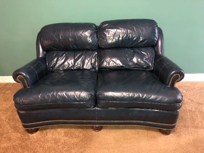 Lovely Hancock and Moore real leather loveseat.                  Hancock and Moore 