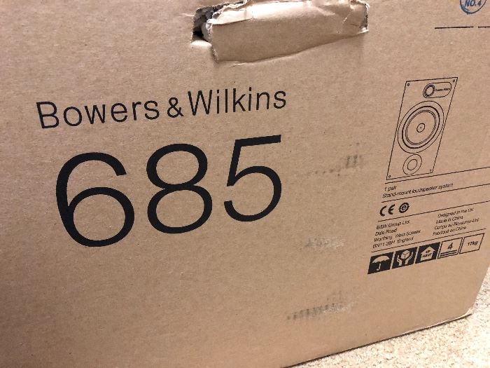 Bowers and Wilkins 685 pair of loudspeakers