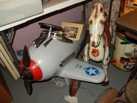 Pedal Plane & Vintage Mobo Metal Ride-on Horse