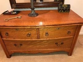 oak low chest