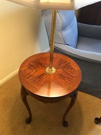 Lovely lamp table