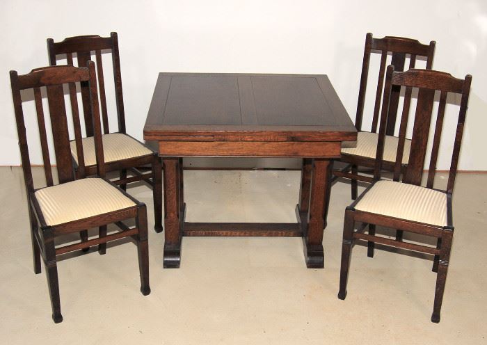 Antique Tiger Oak Table and 4 Chairs 