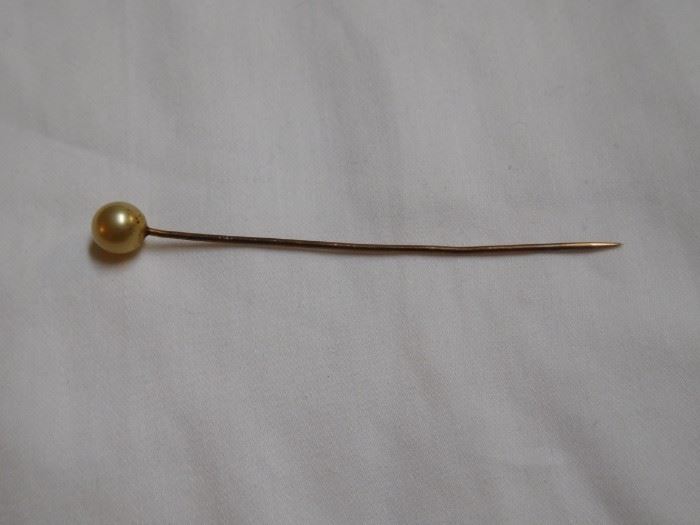 10 k Pearl Stick Pin