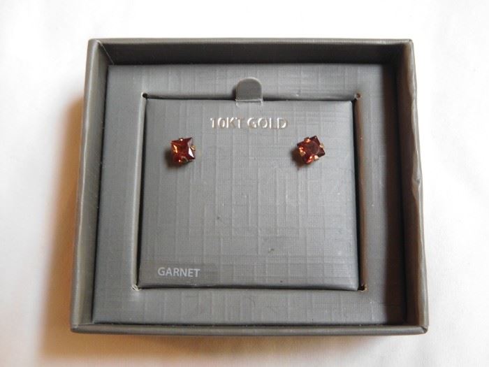 14 k Garnet Earrings 