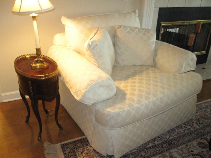 Matching Thomasville Side Chair, ...