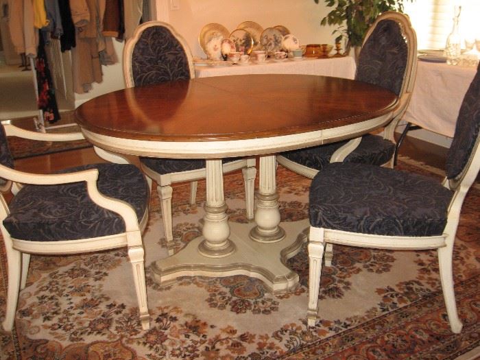 Heritage Dining Room Table, Six Chairs, Two Leaves & Table Pads...