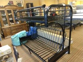 Bunk bed. Twin over full/futon