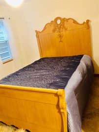 Queen size oak carved sleigh bed . Rarely used in spare bedroom 