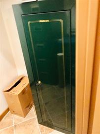 Stack on gun safe with key