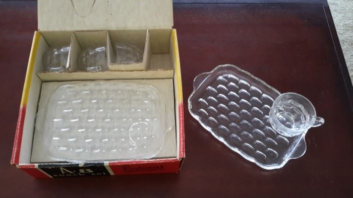 Vintage A8 snack set, complete, in box.