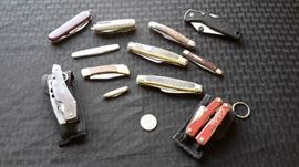 Lots of pocket knives
